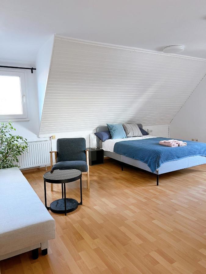 Haus Neuss-2Og Apartamento Exterior foto