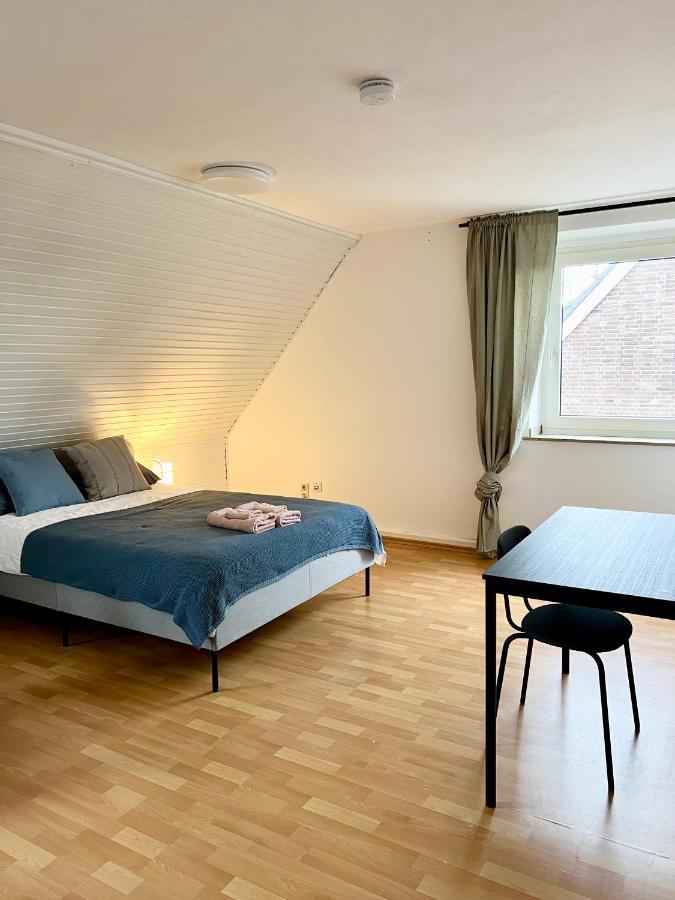 Haus Neuss-2Og Apartamento Exterior foto